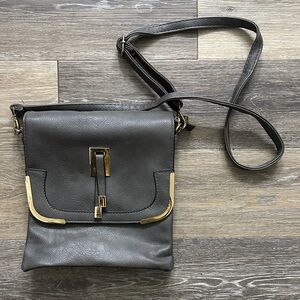 Elegant Gray Shoulder Bag